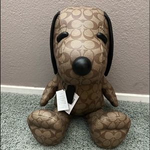 COACH giant leather Snoopy doll